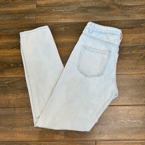 LIONESS Women's Naomi Boyfriend Jeans Light High Rise Distressed Size Large US 8 - Picture 9 of 16